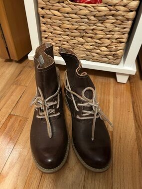 Timberland Earthkeepers Anti-Fatigue Boots Women's size 7